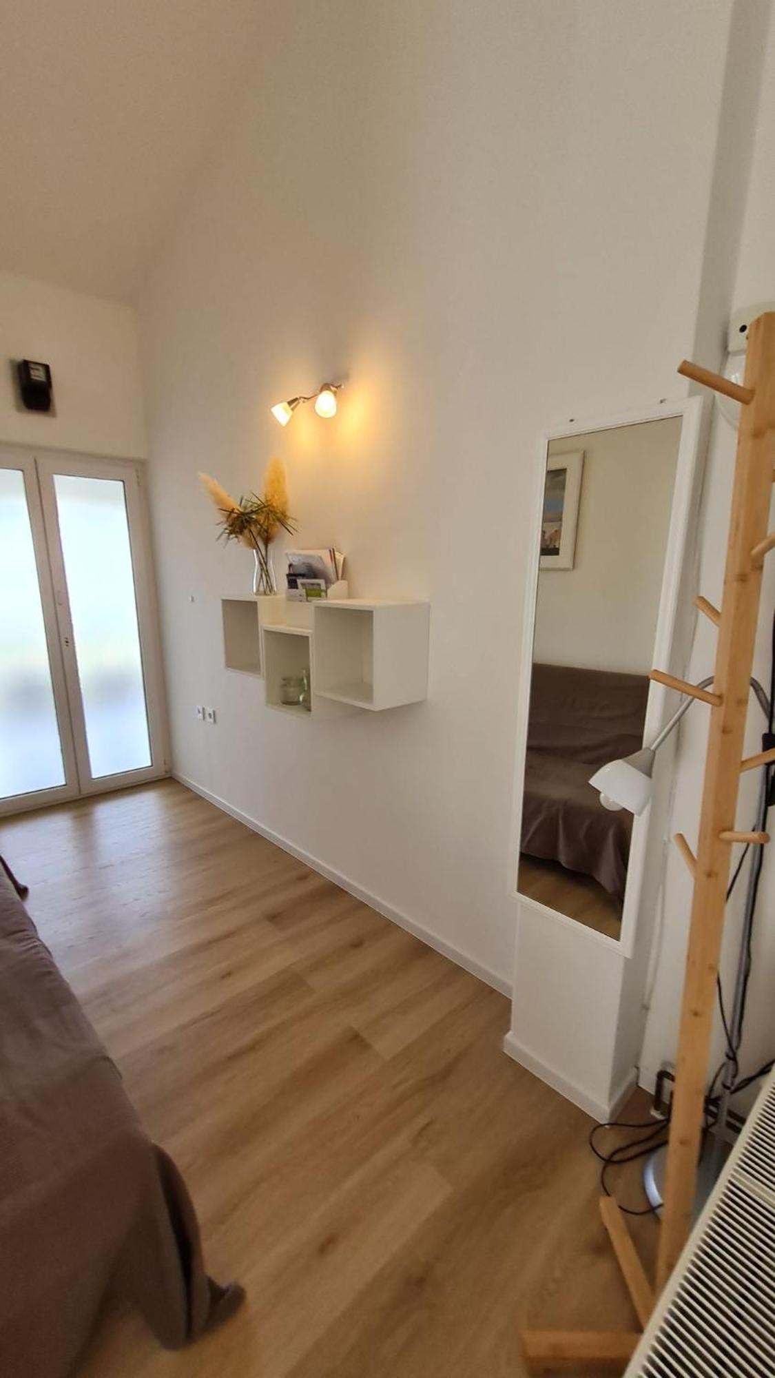 Apartmani Ela Prvić Luka المظهر الخارجي الصورة
