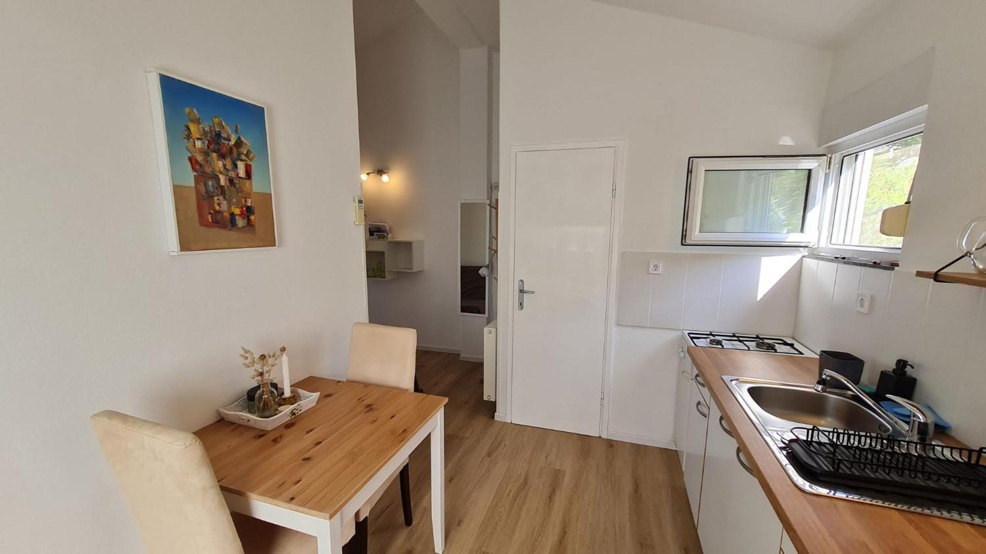 Apartmani Ela Prvić Luka المظهر الخارجي الصورة