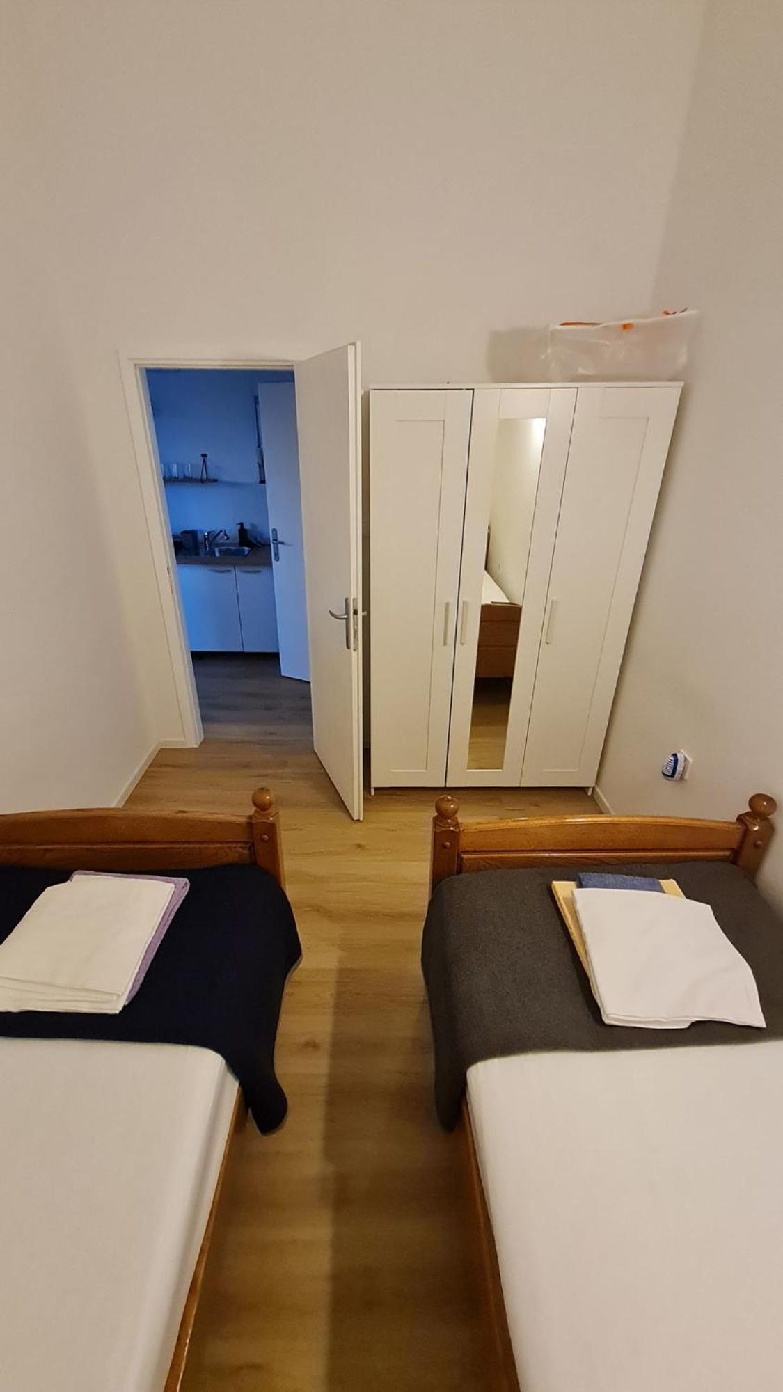 Apartmani Ela Prvić Luka المظهر الخارجي الصورة