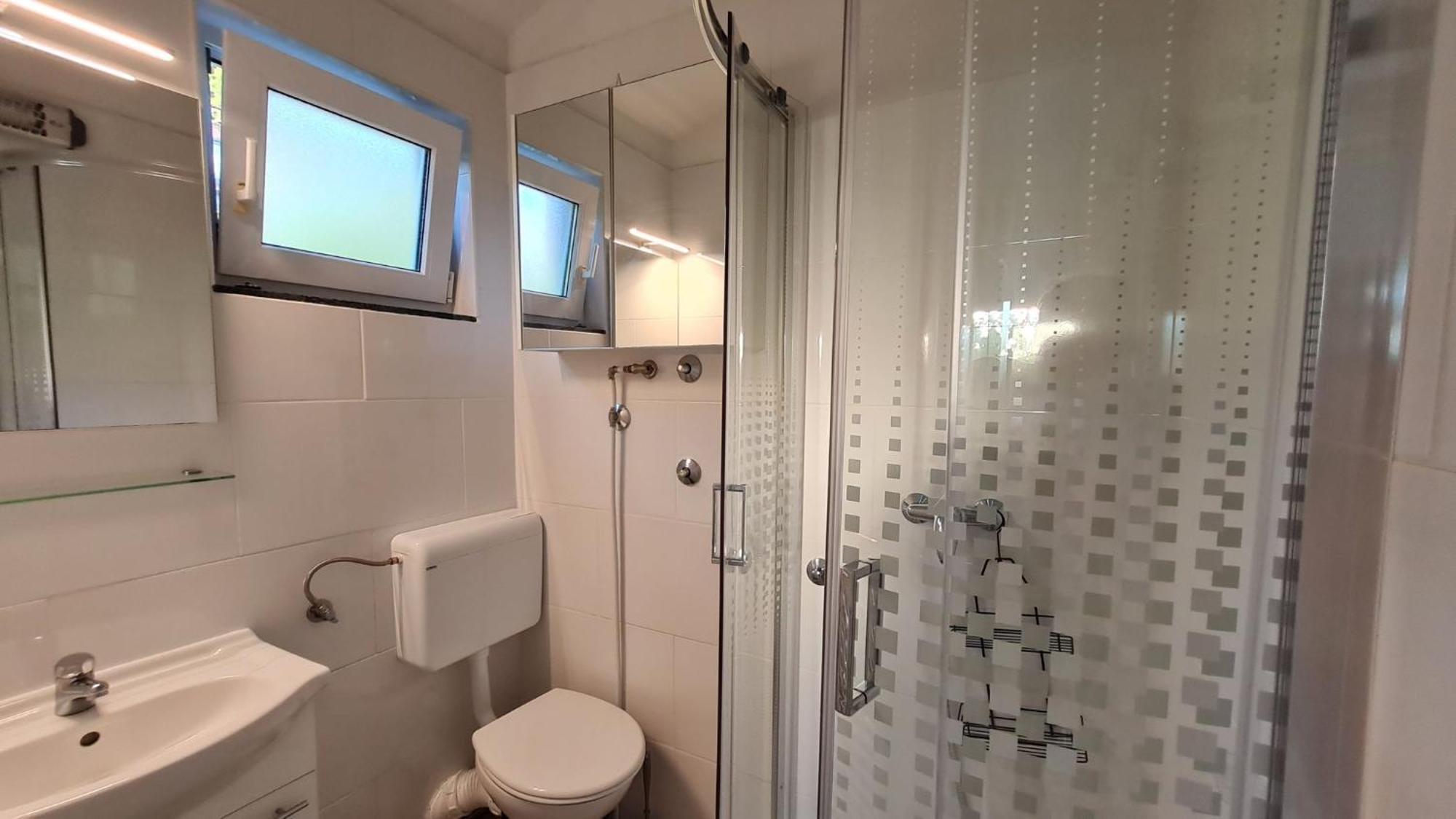 Apartmani Ela Prvić Luka المظهر الخارجي الصورة