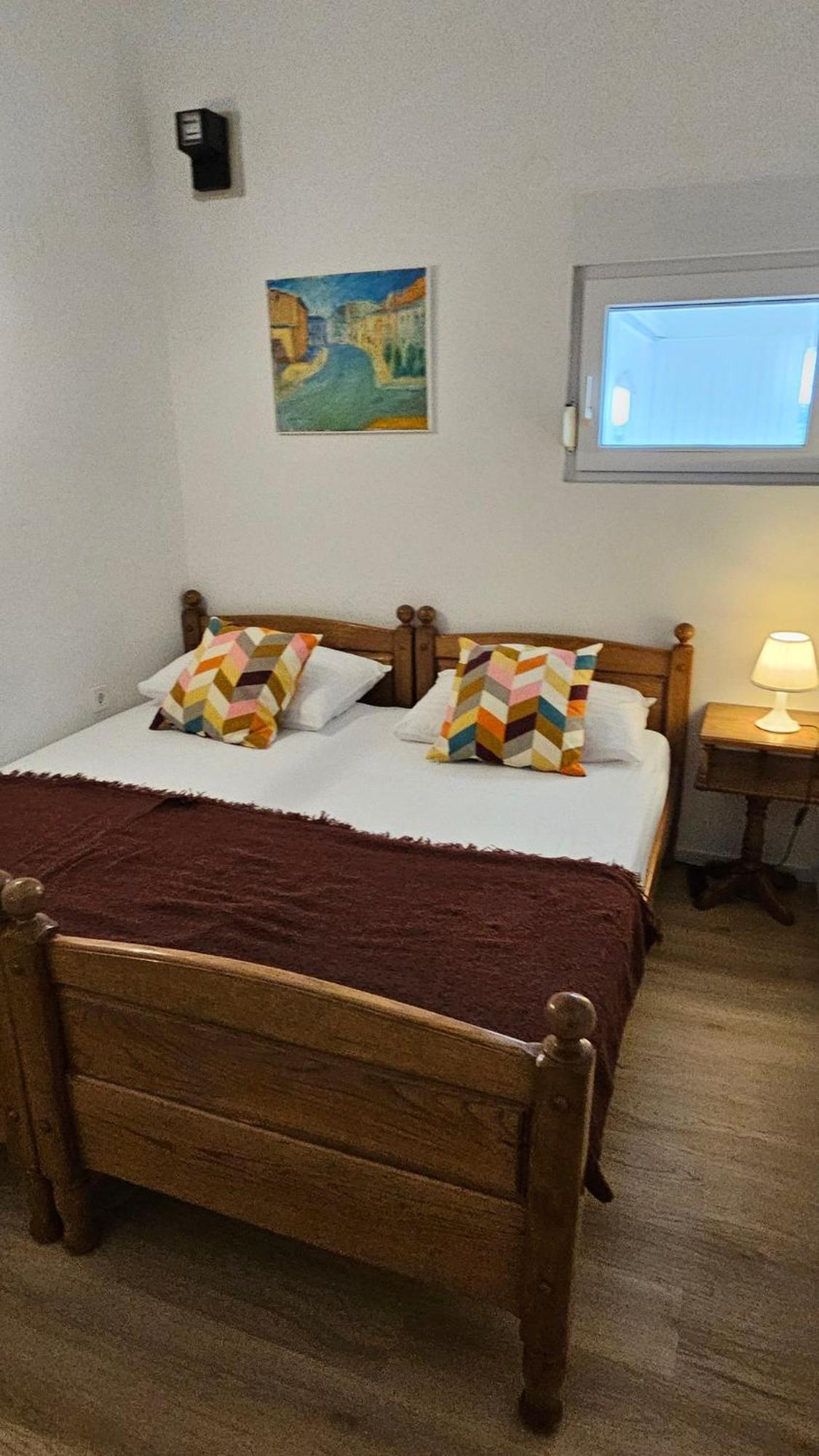Apartmani Ela Prvić Luka المظهر الخارجي الصورة